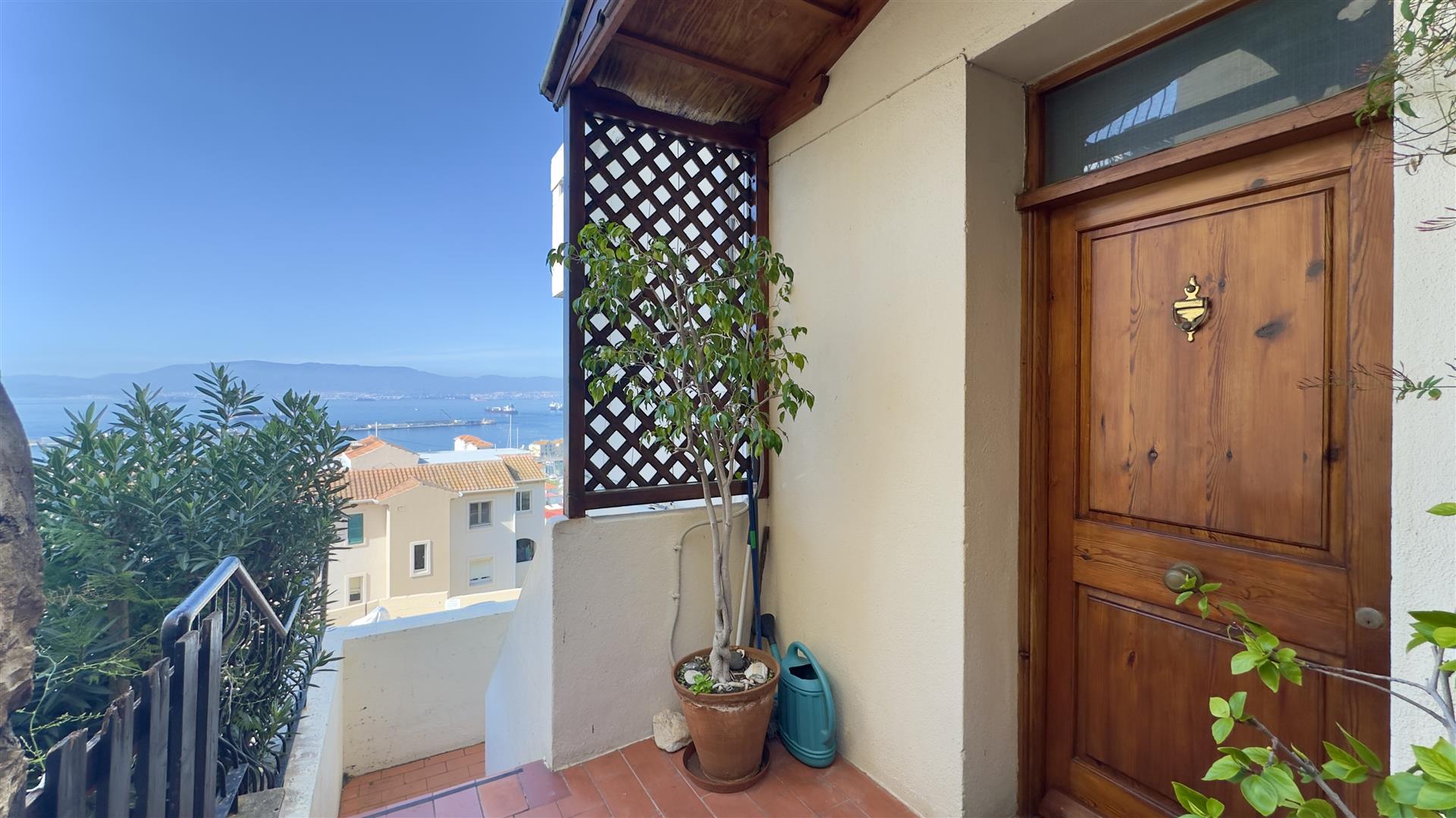 Image of Apartment - 2 Bedrooms - 1 Bathrooms for Sale in Gardiner's Road-Gibraltar, Image 18